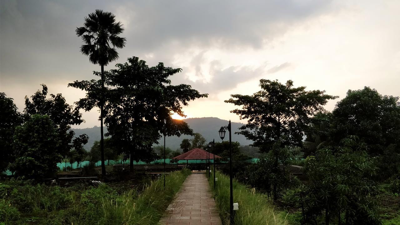 The Kanila Resort Karjat Exterior foto